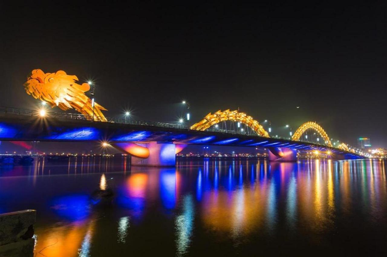 Lucky Ruby Hotel Da Nang Exterior foto